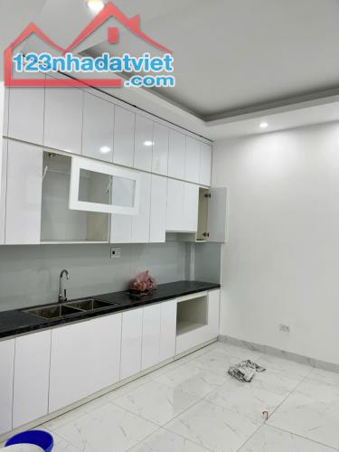 Bán Nhà Lai Xá Kim Chung, 45m2*5Tầng. Nhà xây độc lập cách đường ôtô qua chỉ vài bước chân - 4