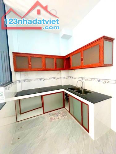 Bán nhà gần Tân Hoà Đông, BT, 5x9m(45m2), 2 tầng,nở hậu,hẻm 6m, giá nhỉnh 3tỷ.0901013009 - 1