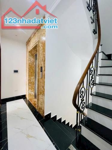 Nhà 6 tầng mới Lạc Long Quân 42m chỉ 26.5 tỷ Tây Hồ view Hồ Tây nhà mặt phố kinh doanh gần - 1