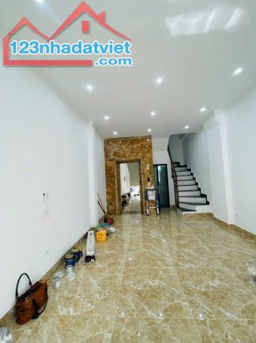 Nhà 6 tầng mới Lạc Long Quân 42m chỉ 26.5 tỷ Tây Hồ view Hồ Tây nhà mặt phố kinh doanh gần - 3