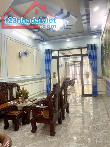 QUẬN 12, TÂN CHÁNH HIỆP- BÁN NHÀ 96M2, 4 TẦNG, KHU PHÂN LÔ CAO CẤP CHỈ 6.9 TỶ - 1