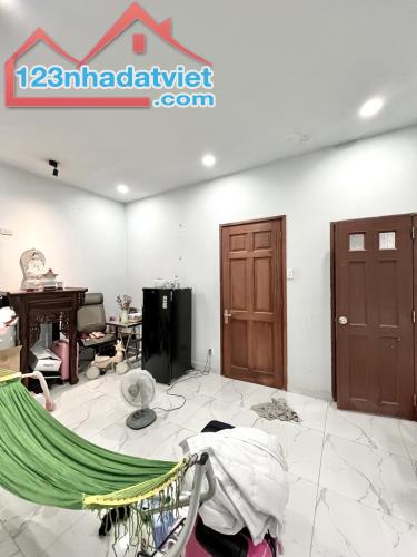 N91- Nguyễn Đình Chiểu phú nhuận , 65m2 ,  3 tầng btct , ngang  6  , 4pn giá 7 tỷ 9