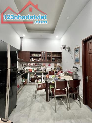 N91- Nhà Nguyễn Đình Chiểu phú nhuận , 65m2 ,  3 tầng btct , ngang  6  , 4pn giá 7 tỷ 9 - 2