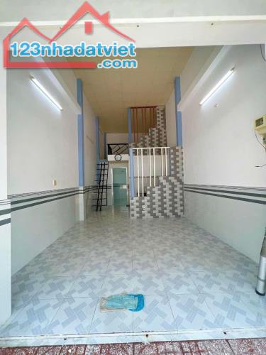 82. Nhà Mới 95% 5 Triệu Cách Chợ An Khánh 100 M2