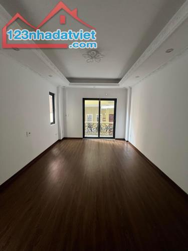 Nhà ngõ 325 Kim Ngưu, HBT: dt30/35T2m2, 5 tầng, mt 3.7m, 💵7 tỷ - 3