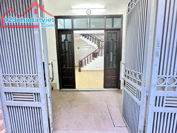 🏠 BÁN CCMN NGÕ 124 TÂN TRIỀU 49M2 - NGÕ RỘNG - CHÀO 8.7 TỶ 📞 Ms. Hằng Mini - 1