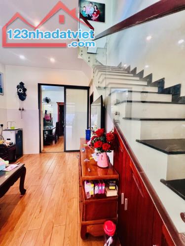 NHÀ MT ĐƯỜNG SỐ 6, LINH TÂY, 72M2, NGANG 4.1M, 3 TẦNG, ĐƯỜNG NHỰA RỘNG, CHỈ 7.6 TỶ. - 1