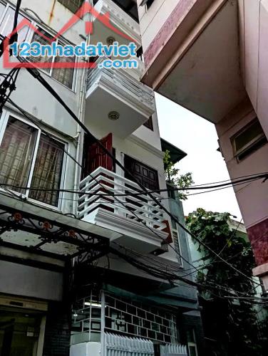 Bán nhà 4 tầng, 37m², Ngọc Thụy, Long Biên, 5.6 tỷ, SỔ CHÍNH CHỦ- CÓ THƯƠNG LƯỢNG.