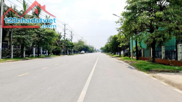 cho thuê kho xưởng 5.000m2 giá 300tr/ tháng ở Đức Hòa, Long An .0974480757 - 1