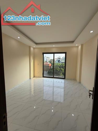 Nhà riêng Mới Koong đón tết Thanh Lãm Phú Lãm Hà Đông dt31m 5 tầng - 3