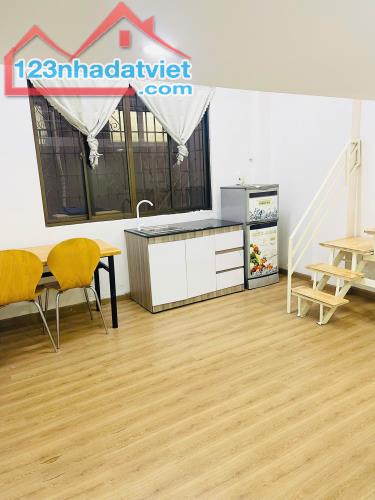 CHDV 30m2 có gác đường Giải Phóng Tân Bình chỉ 5 triệu 300k - 1