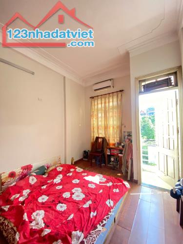 BÁN NHÀ MẶT CHỢ NGHĨA ĐÔ 15 TỶ 45m 4 TẦNG MT 3,5m VỈA HÈ Ô TÔ TRÁNH LẠC LONG QUÂN CẦU GIẤY - 5