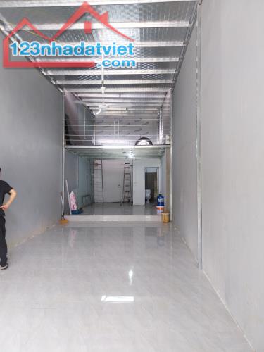 Cho Thuê Nhà Phố Hữu Hòa Thanh Trì 70m2 Gác Xép ,Ô Tô Kinh Doanh Ô Tô Tải Đỗ View Hồ - 1