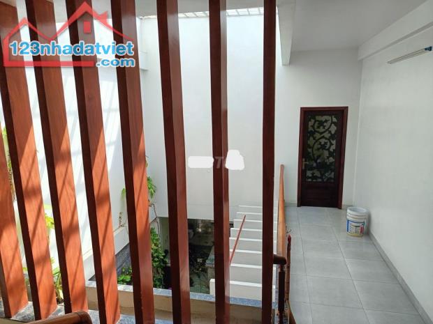 Bán nhà 03 tầng Kỳ Đồng, Quận Thanh Khê - DT: 100m2, Giá 8.2 tỷ tl - Đối diện chợ Kỳ Đồng - 1