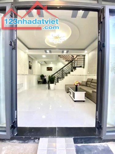 NHÀ ĐẸP, SÁT MẶT TIỀN HXH, NGUYỄN TƯ GIẢN, P.12, 50M2, 2 TẦNG, CHỈ 4.6 TỶ - 1