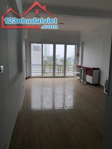 PHỐ LẠC LONG QUÂN, KHU VỰC HẾM NHÀ BÁN - PHÂN LÔ - GARA Ô TÔ, DT 58m2. - 4