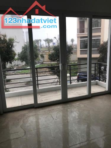 PHỐ LẠC LONG QUÂN, KHU VỰC HẾM NHÀ BÁN - PHÂN LÔ - GARA Ô TÔ, DT 58m2. - 5