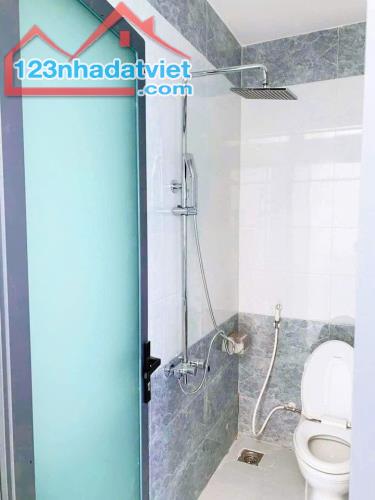 ✅ đối diện UBND quận GV, Quang Trung P10 🏤 Đúc 1 trệt 1 lầu DT45m2có 2 PN, WC - 3