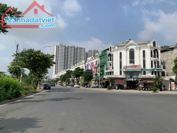 Độc quyền - Duy nhất 90m2 view hồ mặt phố Thuận An Shophouse Hải Phát, Trâu Quỳ, Gia Lâm
