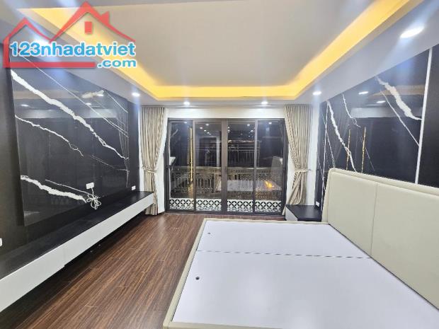 BÁN GẤP NHÀ MỚI LÔ GÓC, Ô TÔ, THANG MÁY, Ở SƯỚNG GẦN HỒ ĐỀN LỪ, DT 40m x 6T, NHỈNH 10 Tỷ - 3
