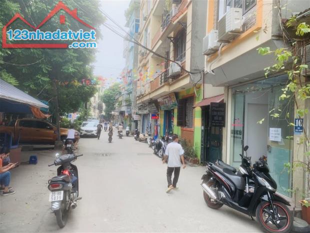 BÁN NHÀ RẺ NHƯ BÁN ĐẤT, 108tr/m2 NHÀ 4 TẦNG DÂN XÂY 3 NĂM 50M Ô TÔ TRÁNH - 1