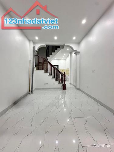 Bán nhà phố Trần Phú DT 28/31T2 m2, 5 Tầng, MT 3.3m Giá 6 tỷ Hà Đông - 4