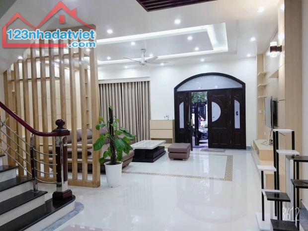 Cho thuê căn biệt thự liền kề Vinhomes Imperia - 3