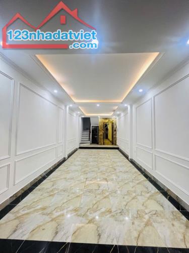 Bán Nhà Hoàng Liệt ,45m2 x 5T,Giá Nhỉnh 10 tỷ , Thang Máy , Kinh Doanh