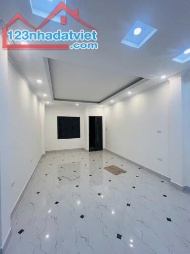 Bán Nhà Hoàng Liệt ,45m2 x 5T,Giá Nhỉnh 10 tỷ , Thang Máy , Kinh Doanh - 4