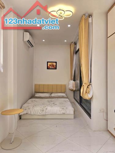 BÁN NHÀ - HỒNG MAI - HAI BÀ TRƯNG - 32M2 - 5 TẦNG - 4.85 TỶ - GẦN PHỐ - HAI THOÁNG - SỔ ĐỎ - 5