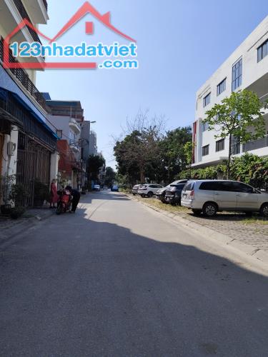 Bán đất thạch bàn 105m² , mt 5m view công viên hồ điều hoà 31ha , giá 13,5 tỷ ôtô tránh ki - 3