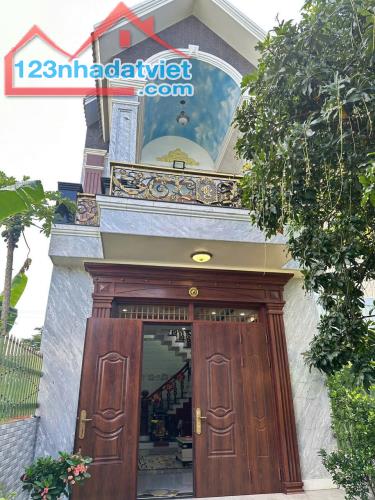 BÁN NHÀ 1T1L P.TRẢNG DÀI NỘI THẤT GỖ MÁI THÁI 140M2 CHỈ 2,69 TỶ