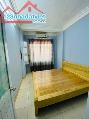 Cho thuê nhà ngõ phố Ngũ Nhạc Hoàng Mai 30m x 4 tầng, giá 9tr/tháng - 2