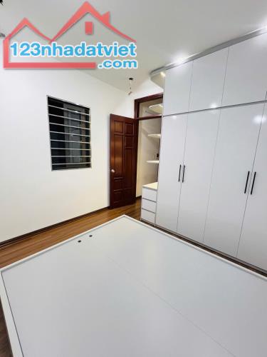 Bán nhà trong ngõ Trương Định, 35m2, 5 tầng, lô góc full nội thất - 2