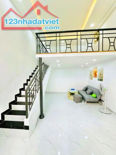 NHÀ MỚI THƠM SƠN - 3 TẦNG - DT 30 M2 (6 x 5) - NƠ TRANG LONG - GẦN ỦY BAN Q.BÌNH THẠNH.