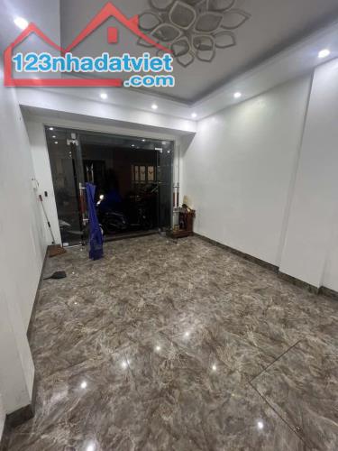 nhà đẹp Ngọc Lâm, 45m x 5 tầng, kinh doanh, ôtô đỗ cửa, chỉ 12 tỷ - 2