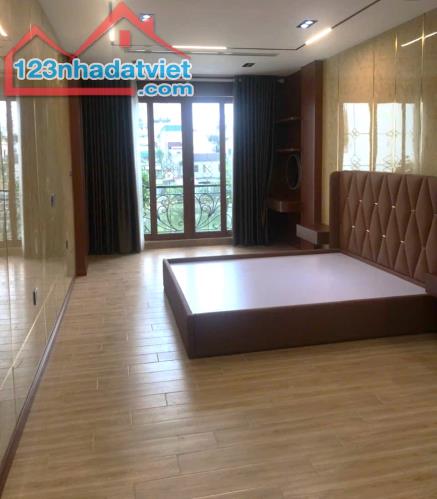 Hoa hậu mặt phố tại Ngọc Lâm - 70m2, 8 tầng thang máy - Kinh doanh sầm uất - View triệu đô - 4