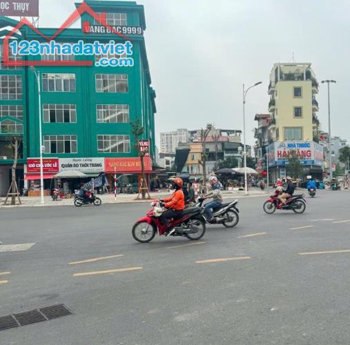 ĐẤT HIẾM-BÁN ĐẤT NGỌC THUỴ LONG BIÊN-Ô TÔ VÀO ĐẤT-MẤY BƯỚC RA ĐƯỜNG40m-TIỆN ÍCH NGẬP TRÀN-