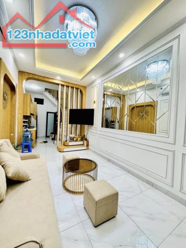 YÊN DUYÊN - HOÀNG MAI - NHÀ ĐẸP - CHỈ VIỆC Ở - 45M CHỈ 6TỶ - 1