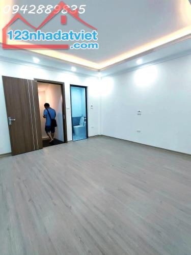 bán nhà Thịnh Liệt, Giáp Nhị, Hoàng Mai, DT46m x 5T oto ngõ 6m nhà mới kính koong. - 2