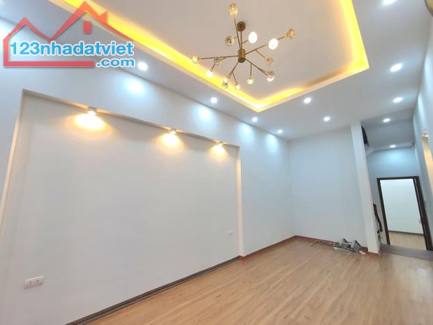 Bán nhà phố Hồ Đắc Di mới đẹp, ở luôn, dt 44m2, 6t, mt 5m, 8 tỷ. - 2