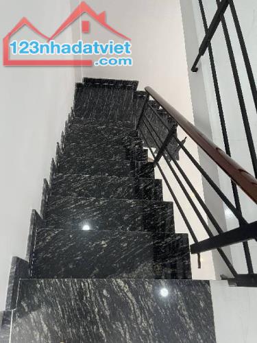 Bán nhà đường Nguyễn Đỗ Cung phường Tây Thạnh quận Tân Phú 48m2 giá chỉ 4.6 tỷ - 2