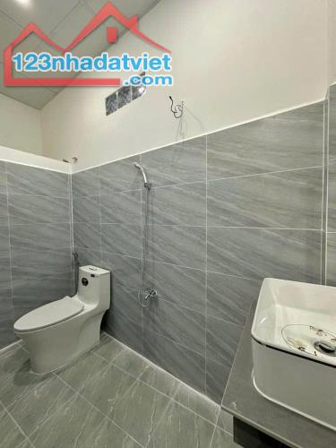 Nhà ngon Huỳnh Tấn Phát, Quận 7, gần 40 M2, 2 tầng , nhỉnh 4 Tỷ - 2