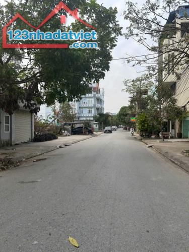 Bán lô đất DT 400 M khu BT Hoàng Thế Thiện Đông Hải  Hải An