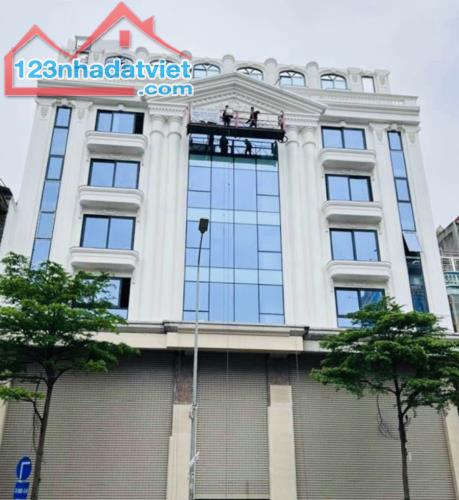 Bán Tòa Văn Phòng Mặt Phố Nguyễn Văn Trỗi, Thanh Xuân DT 321m2, 11T, MT 12.2m. Giá Cực Rẻ