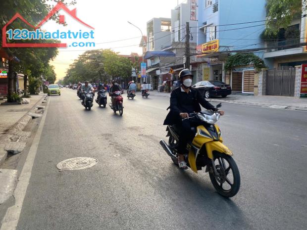 Bán nhà 2 tầng mặt đường Trần Tất Văn, Kiến An - Ngay ngã 5 Kiến An - Gía 5 tỷ 900 triệu - 1