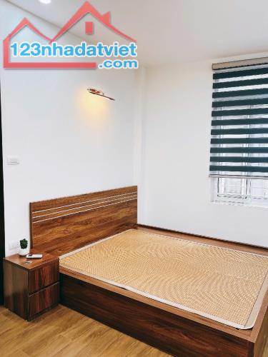 Phạm Văn Đồng – Nhà dân xây chắc chắn- lô góc 2 thoáng - 4