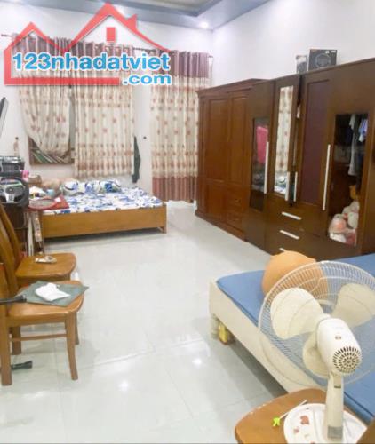 BÁN NHÀ 2 TẦNG, 64M2, TRƯỜNG CHINH, TÂN BÌNH - GIÁ CHỈ 6 TỶ - SỔ HỒNG CHÍNH CHỦ 
HOẶC - 4