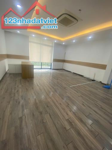 Cho thuê shophouse mặt phố Tôn Thất Thuyết, Q Cầu Giấy. DT 120m x 6 tầng, mt 6m. Giá 80tr - 1