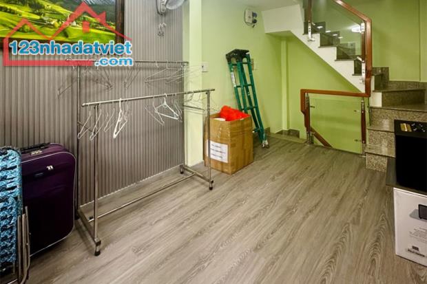 Hẻm xe hơi, Huỳnh Văn Bánh, Phường 11 Phú Nhuận, nhà dưới 5 tỷ, 4 Tầng - Giá 4.1 tỷ TL - 4